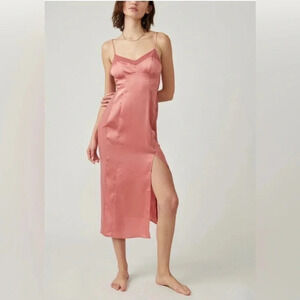 NWT Free People City Cool Midi Slip Dress Size Medium in Canyon Clay Pink